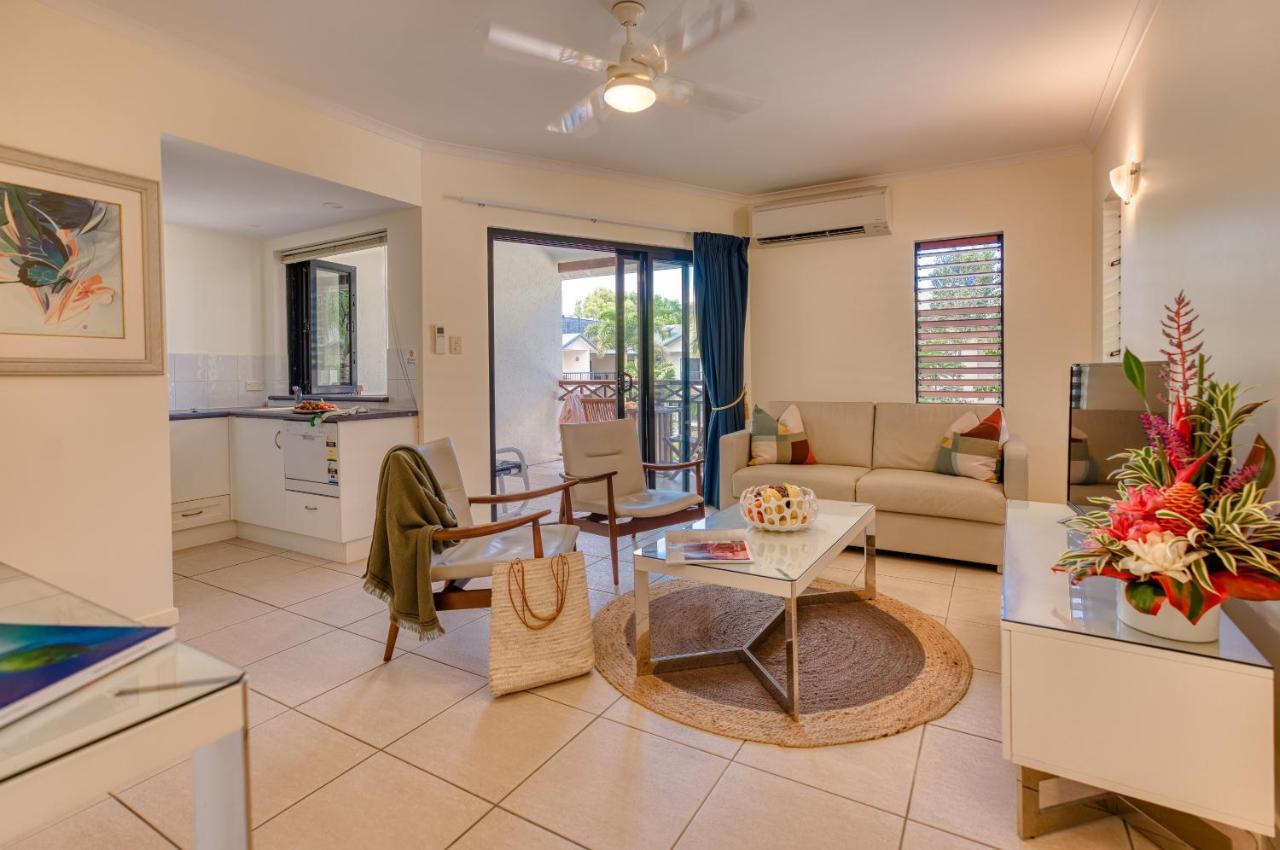 Freestyle Resort Port Douglas Bagian luar foto