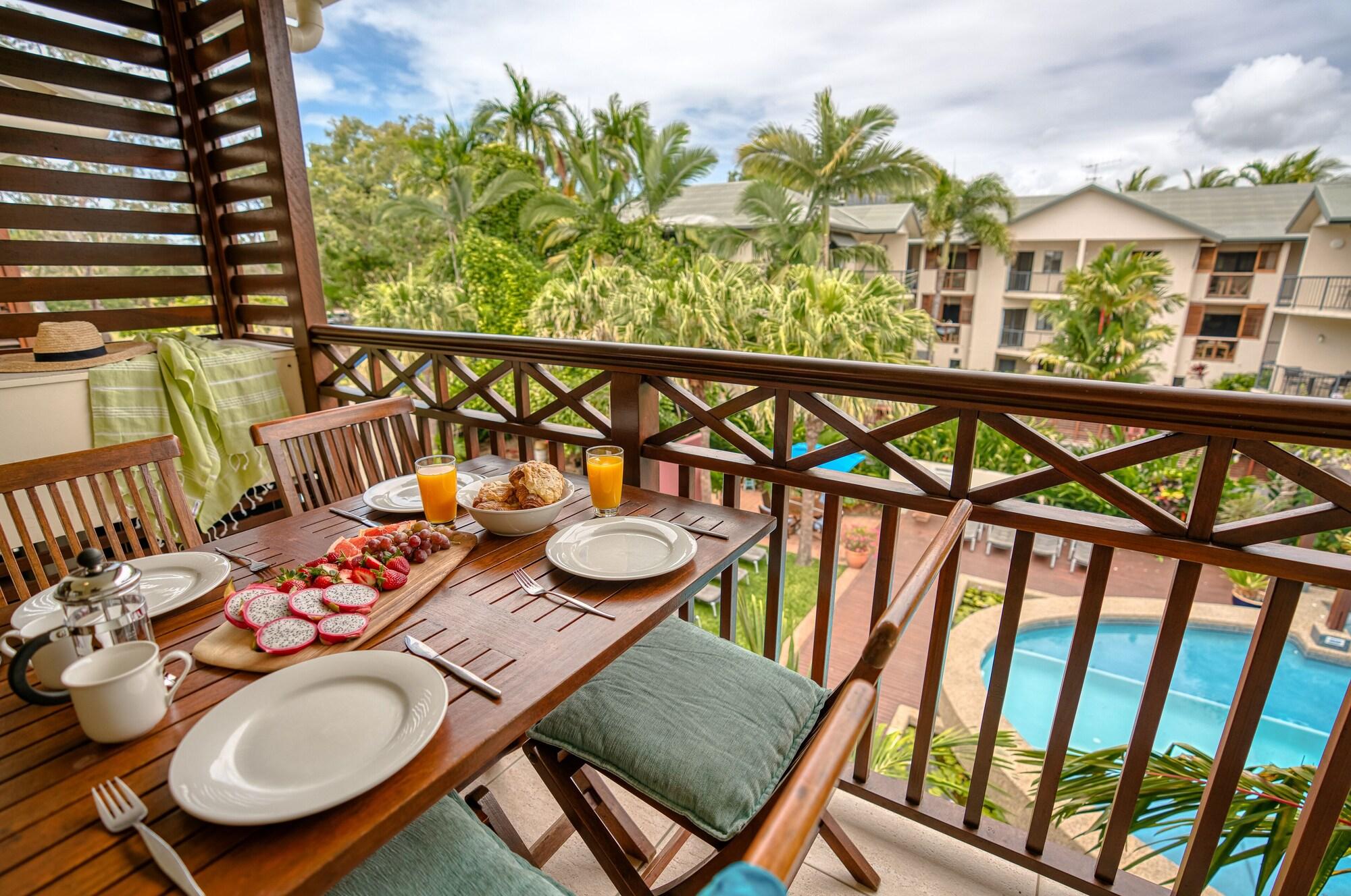 Freestyle Resort Port Douglas Bagian luar foto