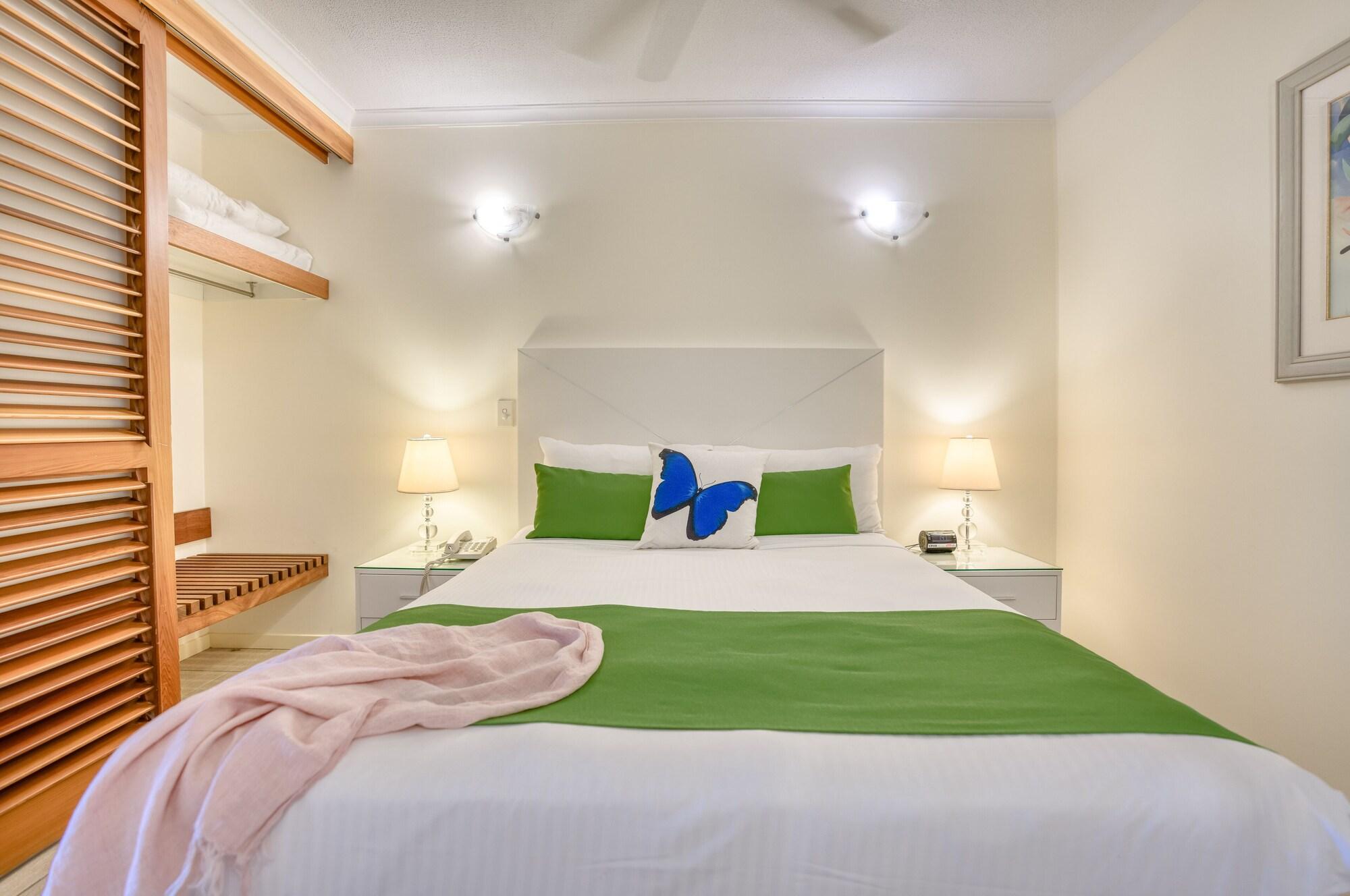 Freestyle Resort Port Douglas Bagian luar foto