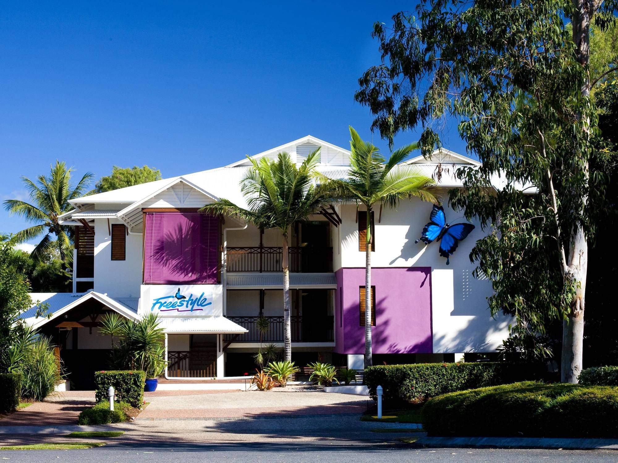 Freestyle Resort Port Douglas Bagian luar foto
