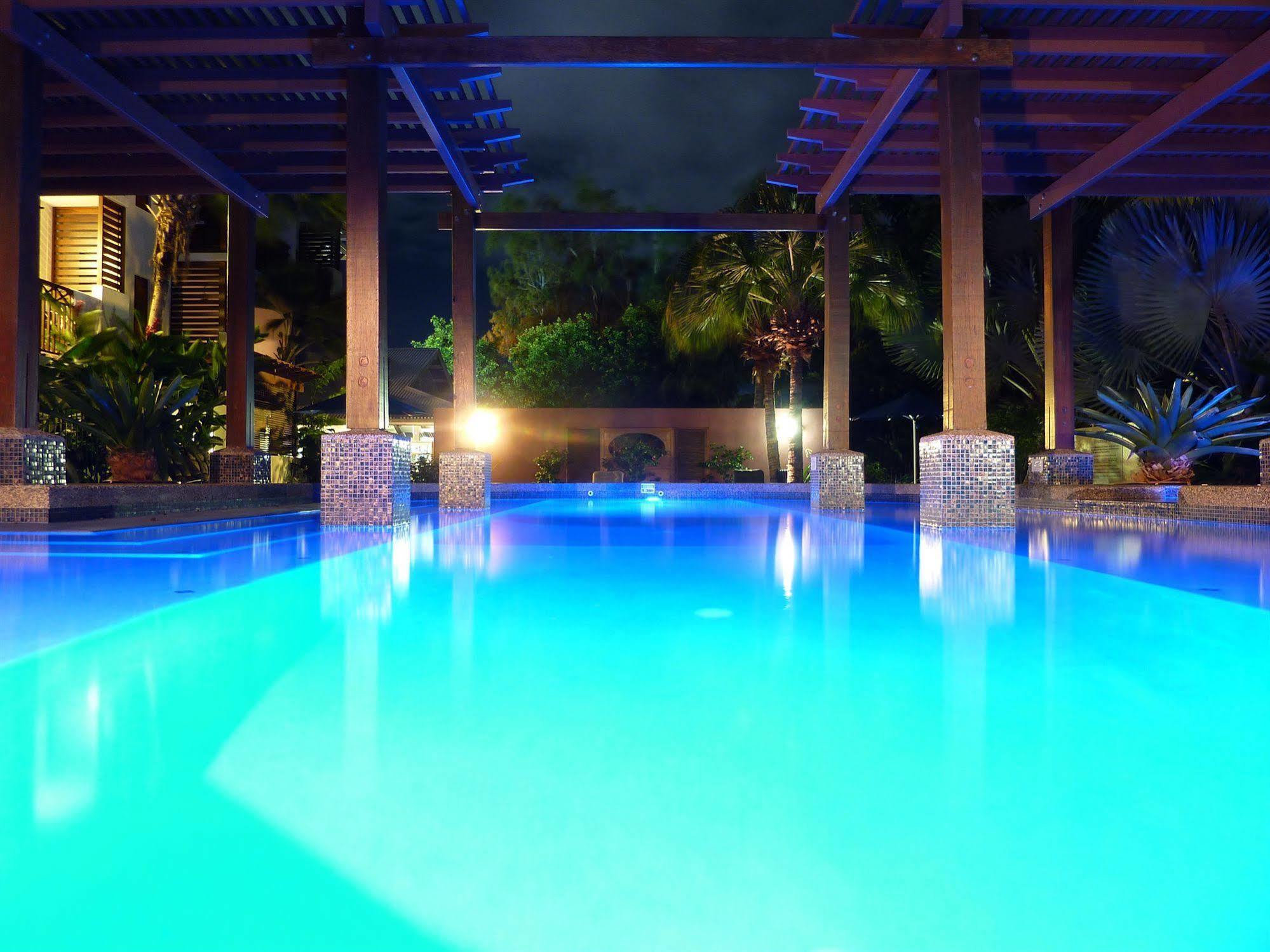Freestyle Resort Port Douglas Bagian luar foto